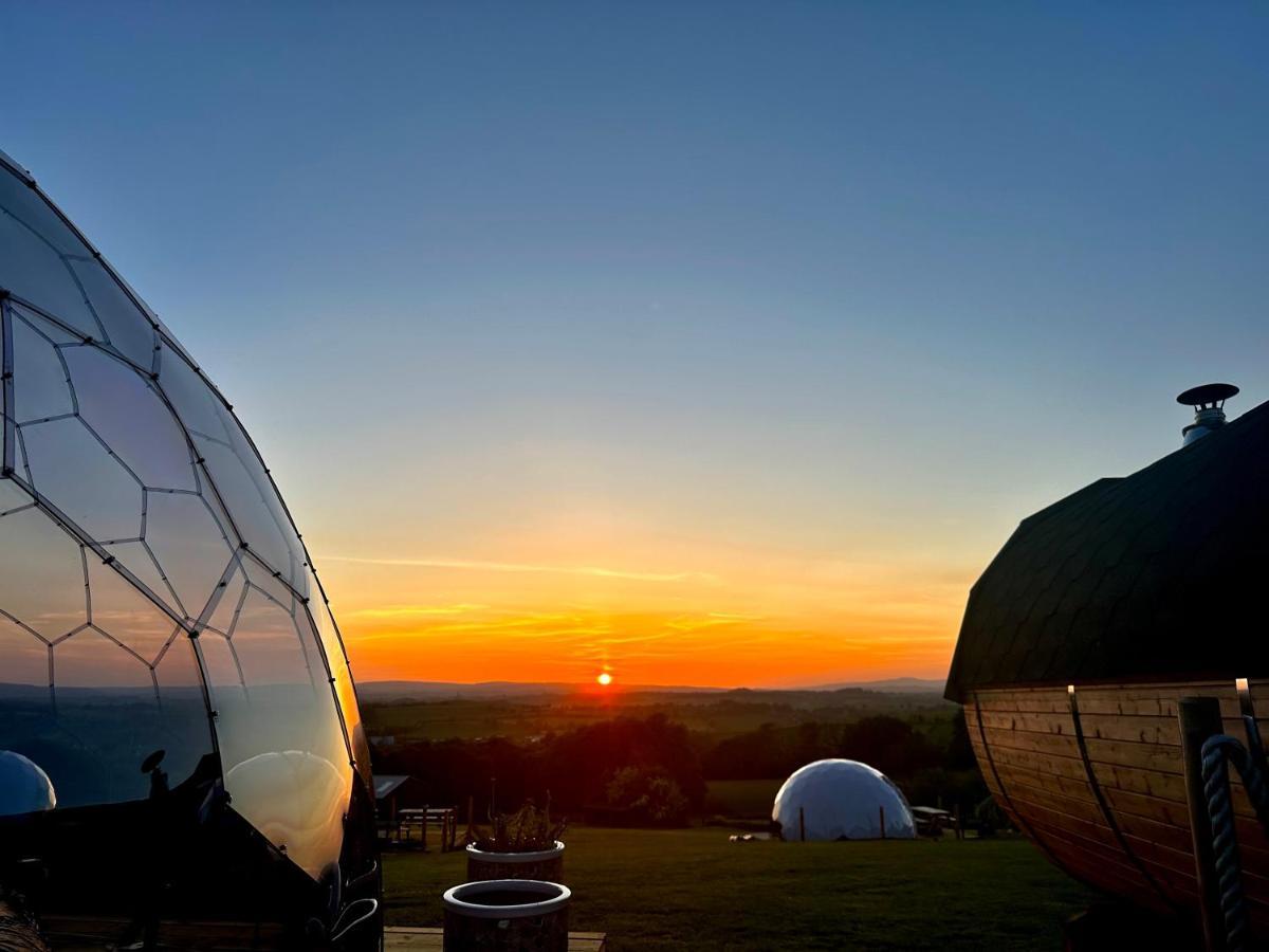Deerstone Glamping Hotel Earby Buitenkant foto