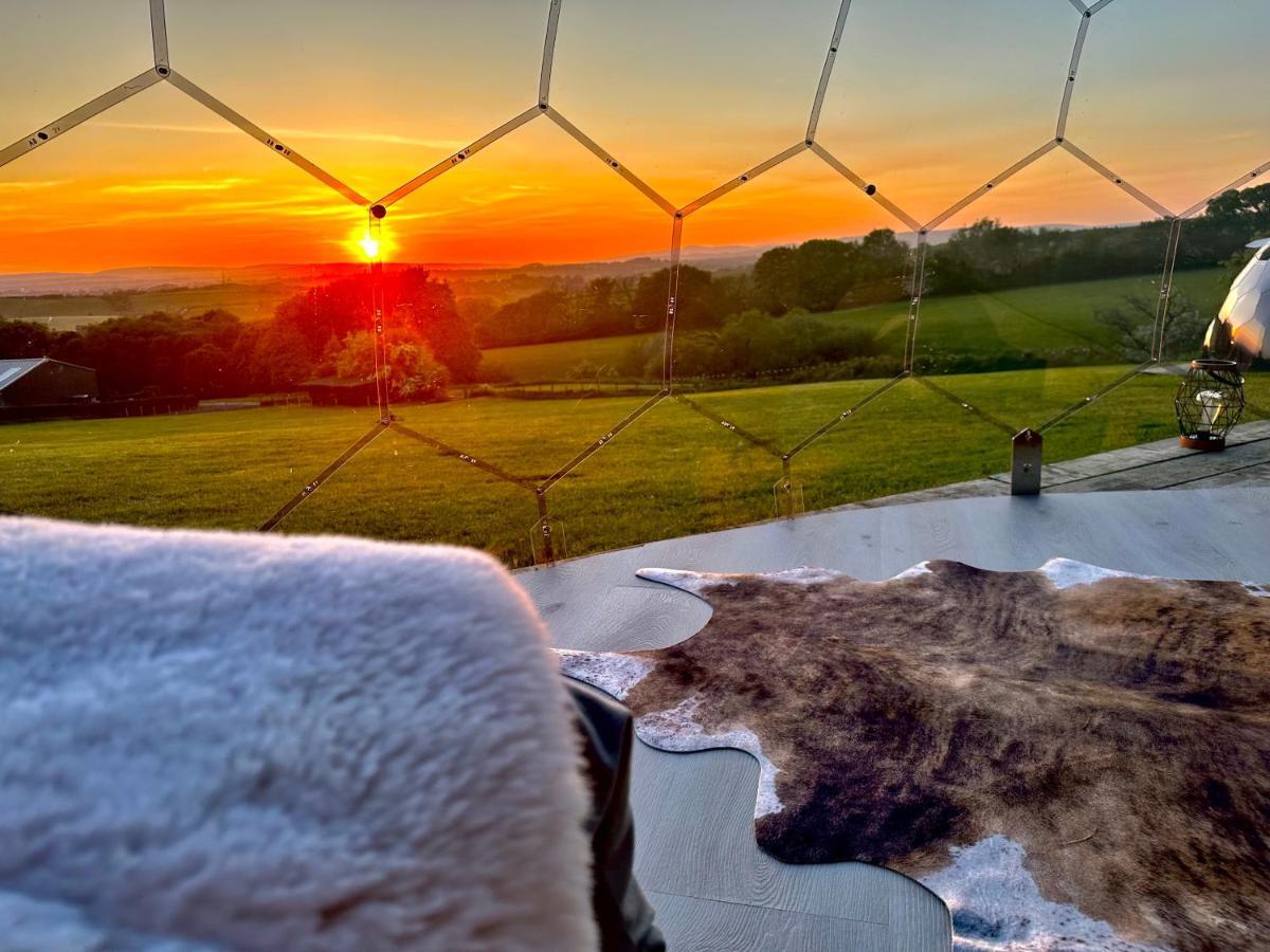 Deerstone Glamping Hotel Earby Buitenkant foto