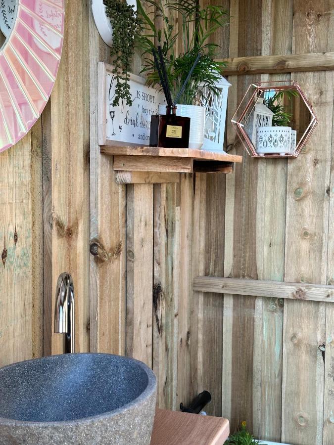 Deerstone Glamping Hotel Earby Buitenkant foto