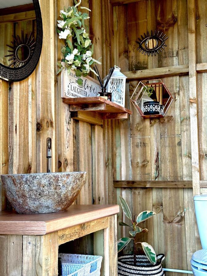 Deerstone Glamping Hotel Earby Buitenkant foto