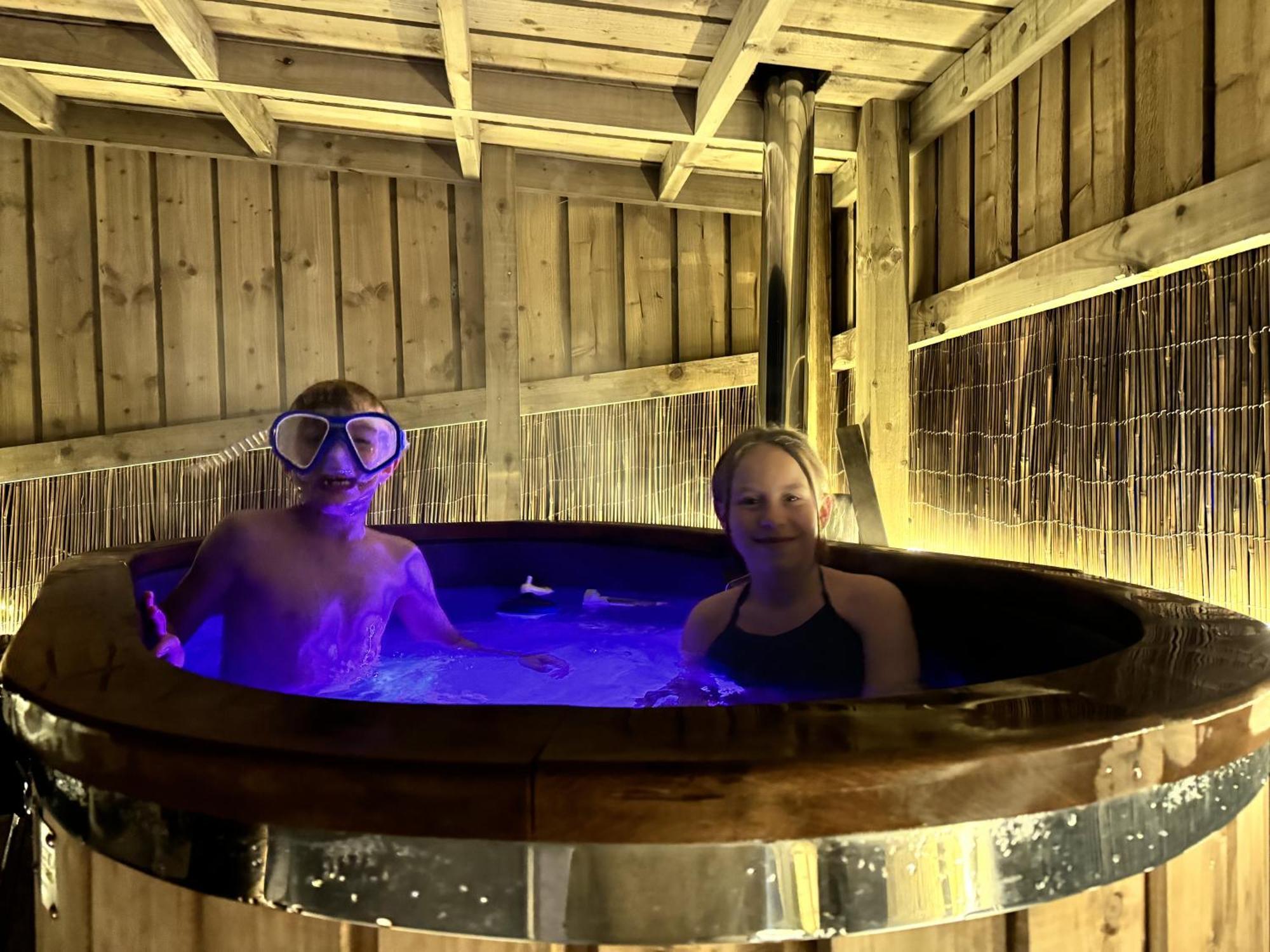 Deerstone Glamping Hotel Earby Buitenkant foto